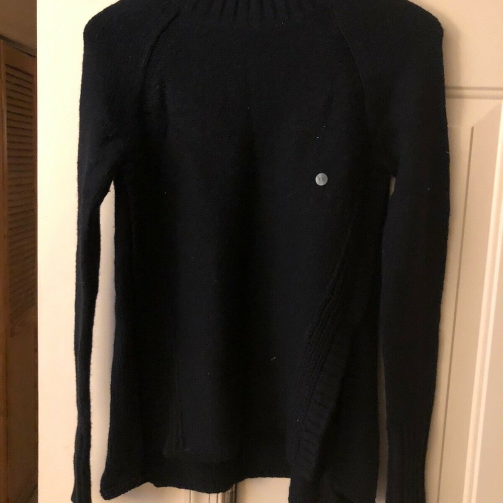 Women's Black American Eagle Outfitters Chunky Knit Sweater Size XS